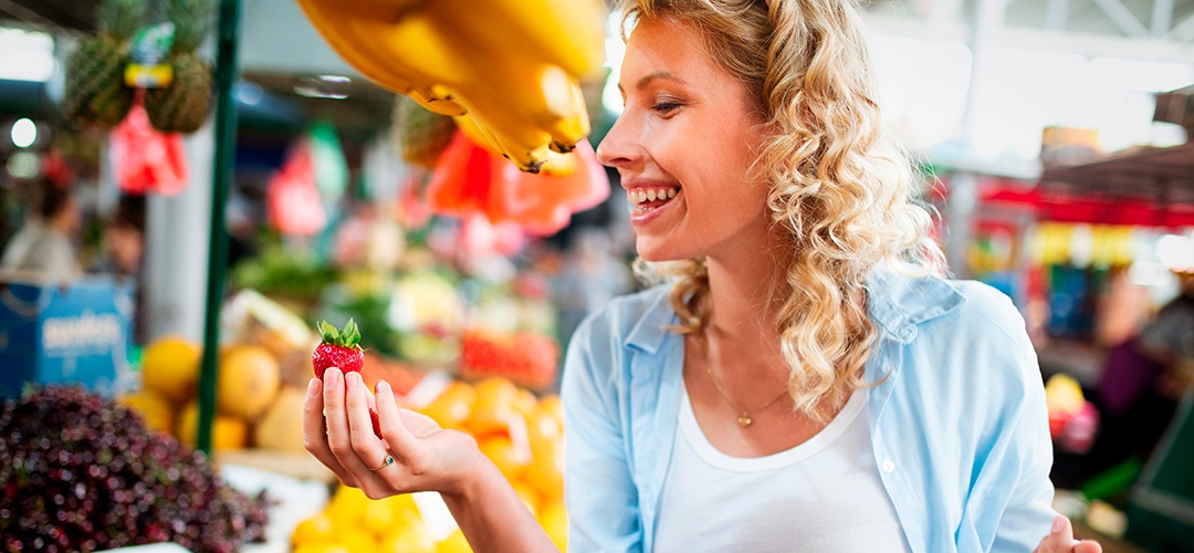 o que uma pessoa com problemas renais pode comer, alimentos bons para os rins, alimentação, problemas renais, doenças renais, rins, sal de cozinha, sal, sódio, açúcar, água, líquidos,